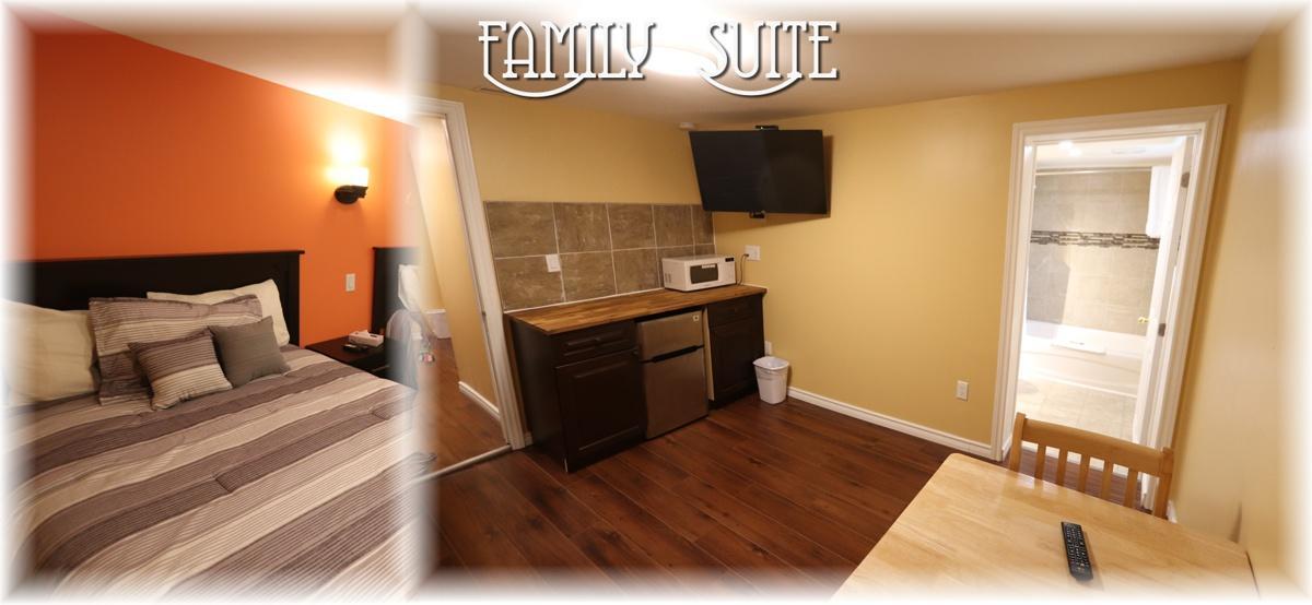 Twin Peaks Motel Napanee Ngoại thất bức ảnh